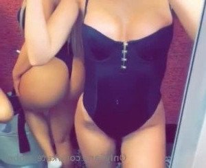 1564945