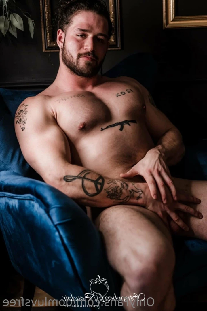 Dom [ domluvsfree ] Onlyfans leaked photo 14870934 on Hotleaks.tv