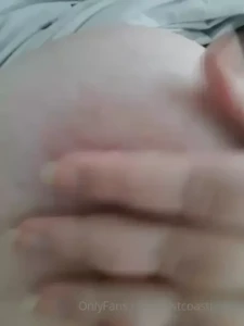 11436122