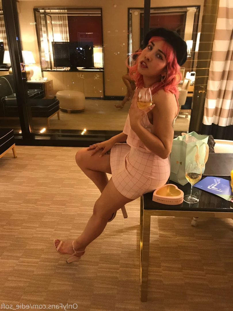 EdieSoft [ edie_soft ] Onlyfans leaked photo 7663782 on Hotleaks.tv