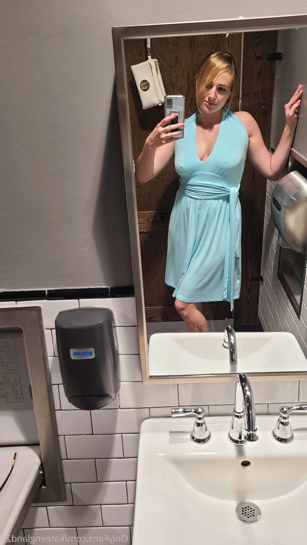 Kate England [ kateengland21 ] Onlyfans leaked photo 588324 on Hotleaks.tv
