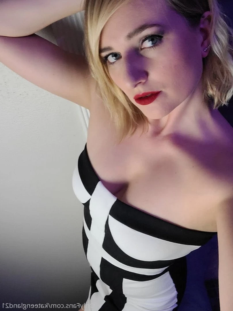 Kate England [ kateengland21 ] Onlyfans leaked photo 588358 on Hotleaks.tv