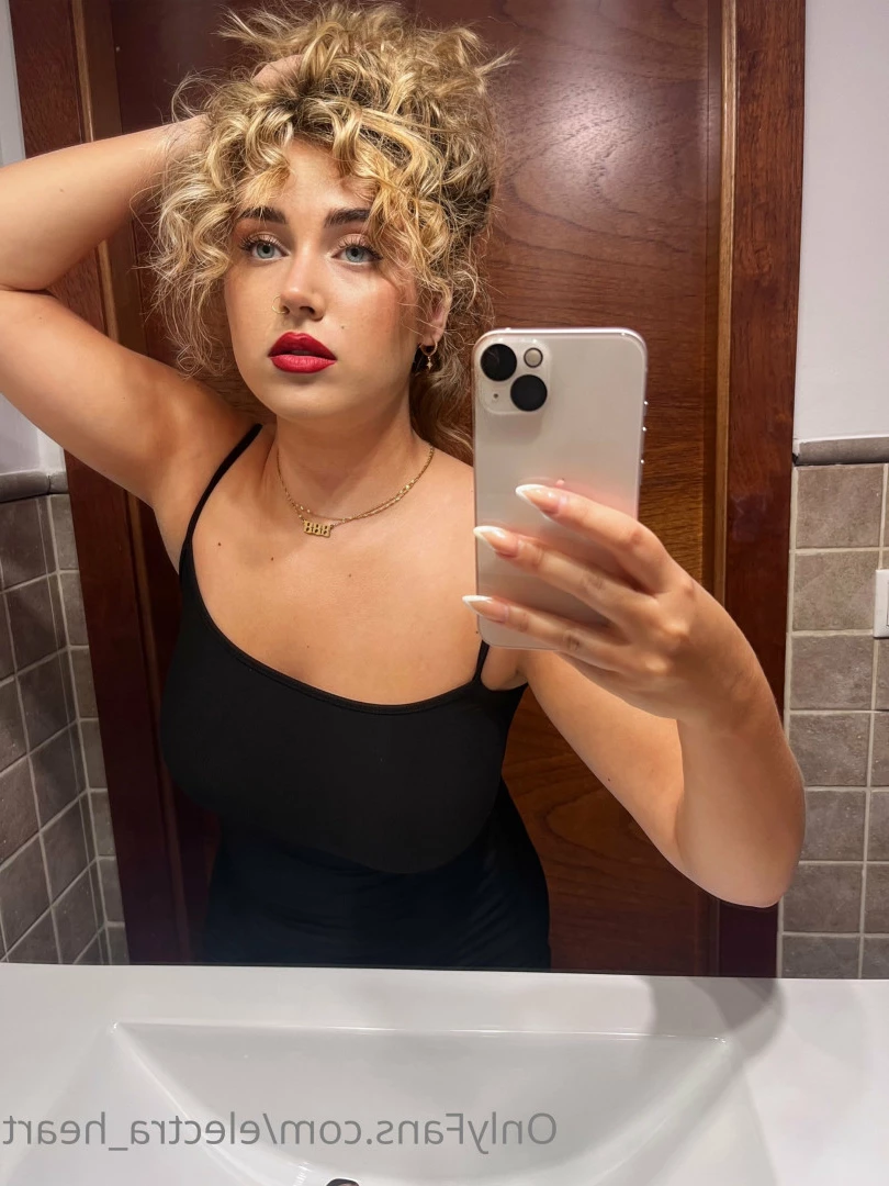 WETTEST PUSSY ON OF💦 [ electra_heart ] Onlyfans leaked photo 10634079 on Hotleaks.tv