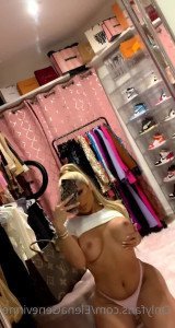 Elena 💕 [ elenagenevinne ] Onlyfans leaked video 7721878 on Hotleaks.tv