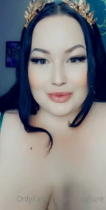 7716333