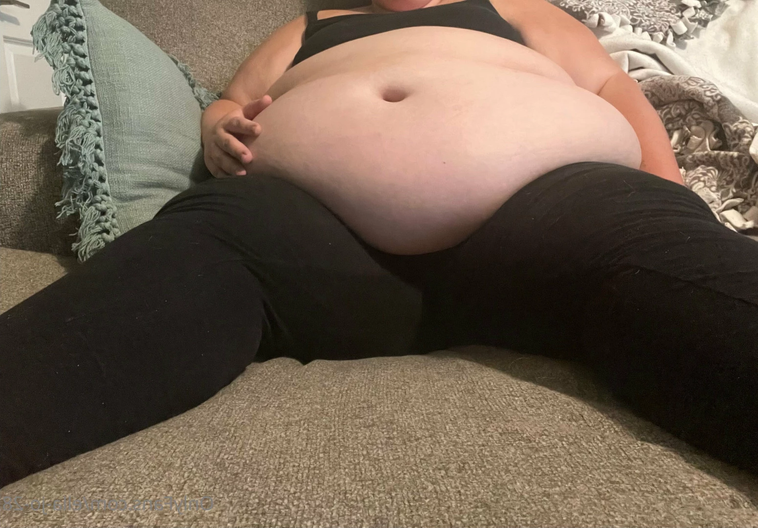 ella-jo-28 Onlyfans leaked photo 14217603 on Hotleaks.tv