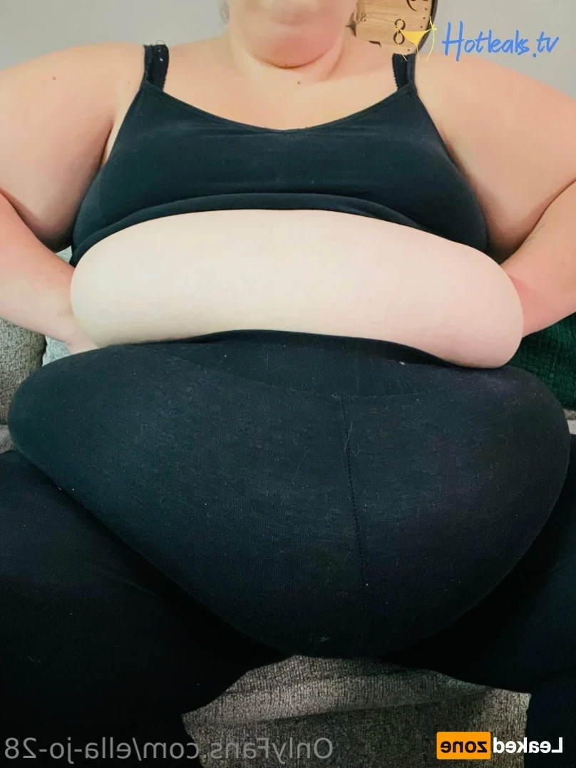 ella-jo-28 Onlyfans leaked photo 14444265 on Hotleaks.tv