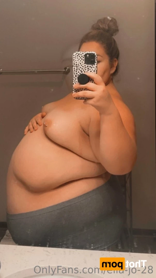 ella-jo-28 Onlyfans leaked photo 14453752 on Hotleaks.tv