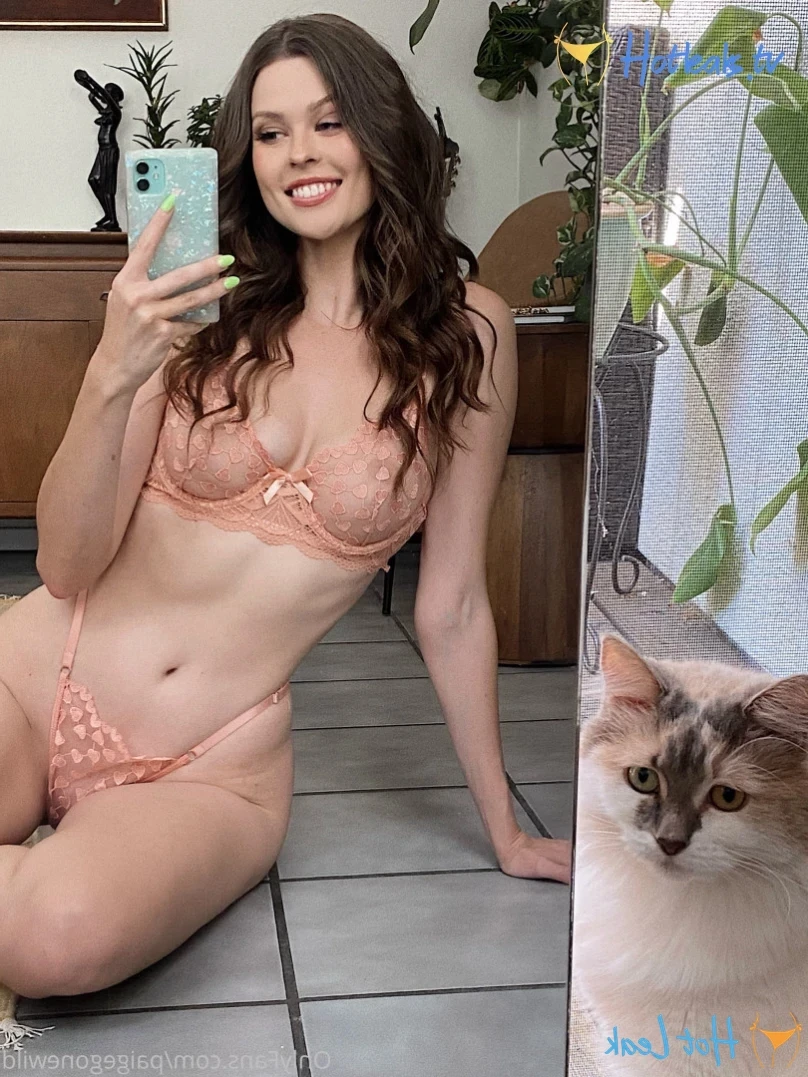 Elly🍓 [ ellyclutch ] Onlyfans leaked photo 12742006 on Hotleaks.tv