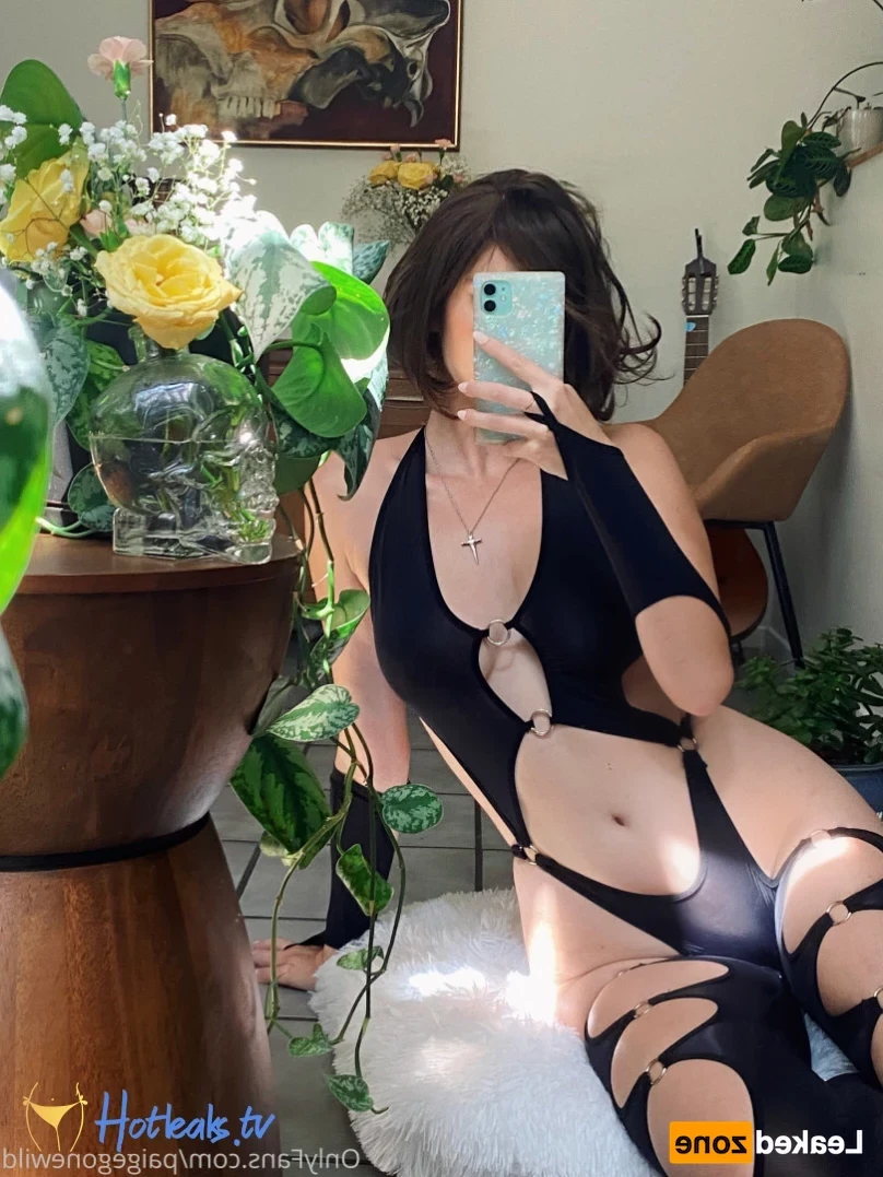 Elly🍓 [ ellyclutch ] Onlyfans leaked photo 16491315 on Hotleaks.tv