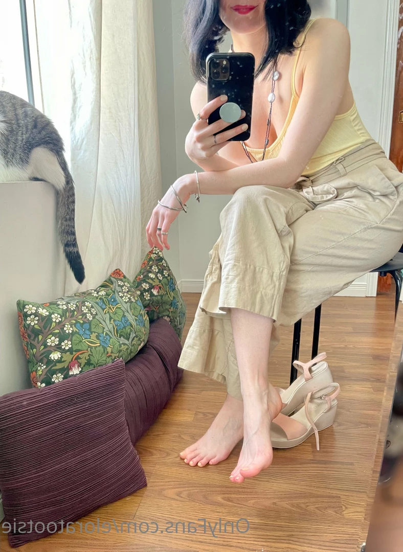 Elora [ eloratootsie ] Onlyfans leaked photo 6676349 on Hotleaks.tv