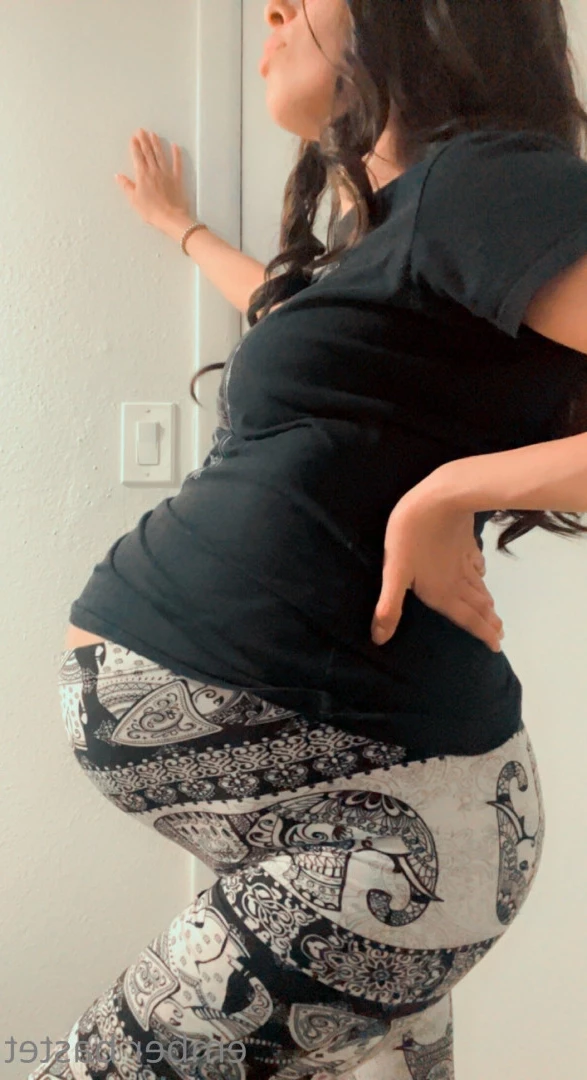 Ember [ emberbastet ] Onlyfans leaked photo 7511279 on Hotleaks.tv