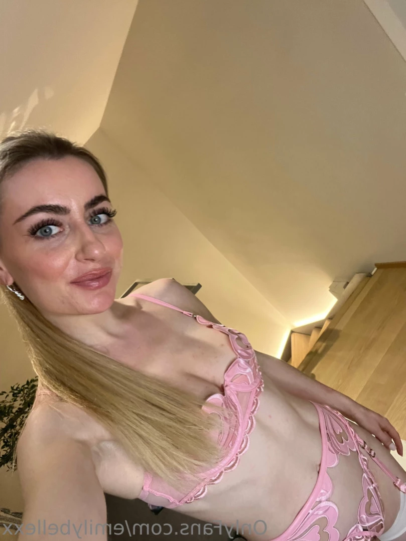 Emily Bellexx [ emilybellexx ] Onlyfans leaked photo 10955026 on Hotleaks.tv
