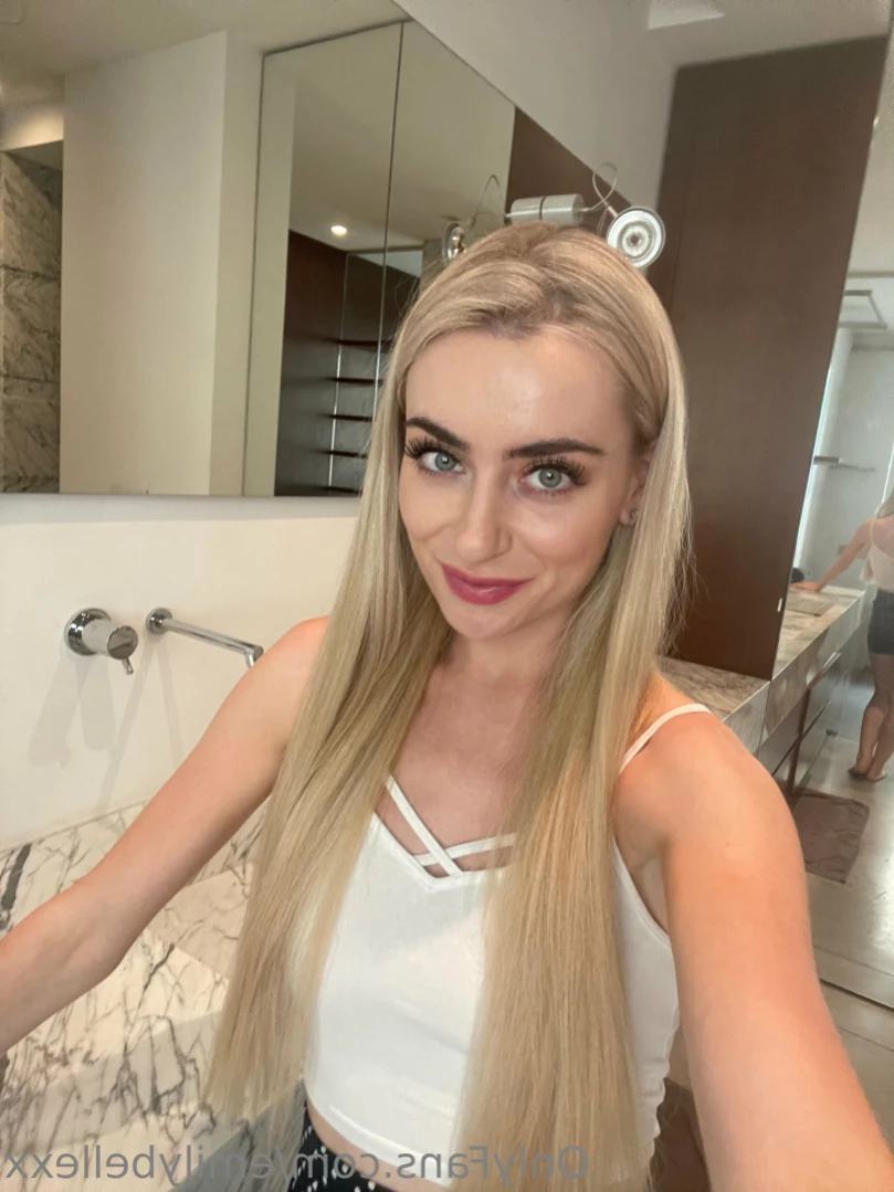 Emily Bellexx [ emilybellexx ] Onlyfans leaked photo 11026826 on Hotleaks.tv
