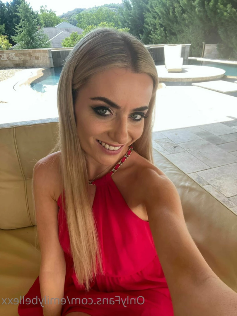 Emily Bellexx [ emilybellexx ] Onlyfans leaked photo 11049129 on Hotleaks.tv
