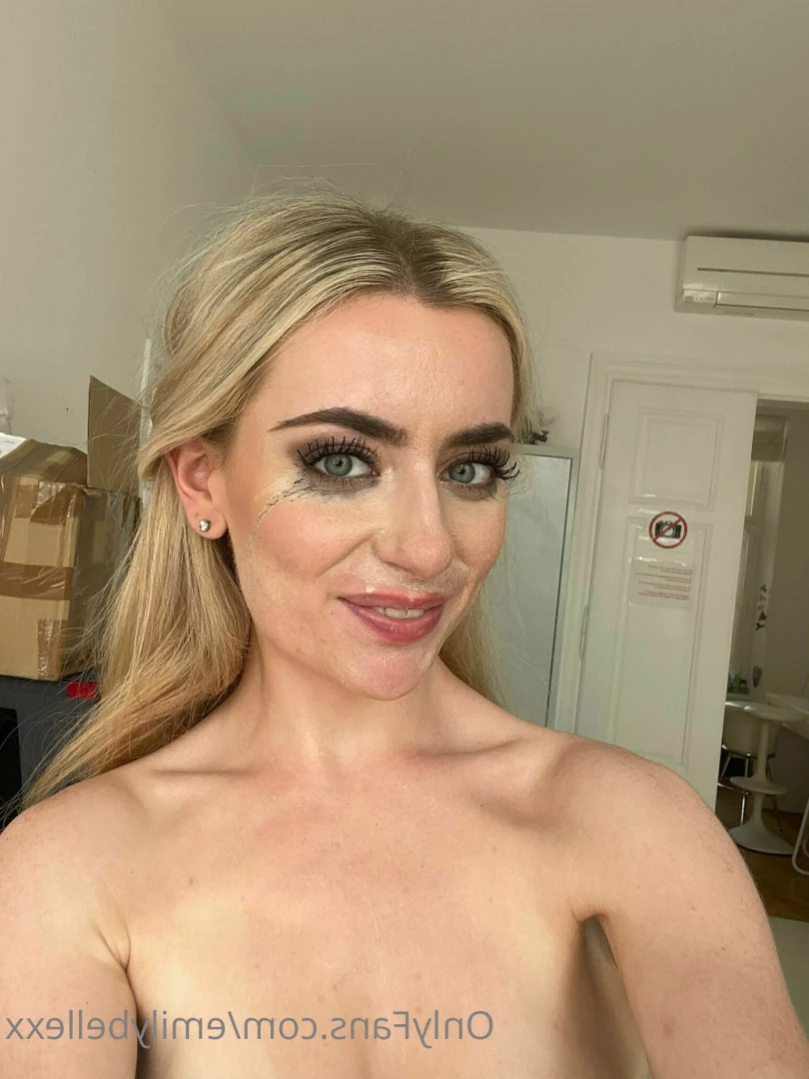 Emily Bellexx [ emilybellexx ] Onlyfans leaked photo 11049130 on Hotleaks.tv