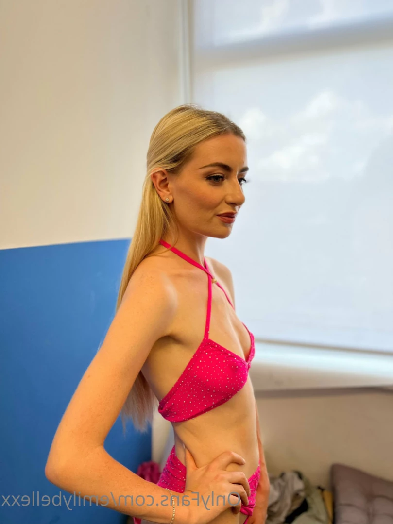 Emily Bellexx [ emilybellexx ] Onlyfans leaked photo 11049216 on Hotleaks.tv