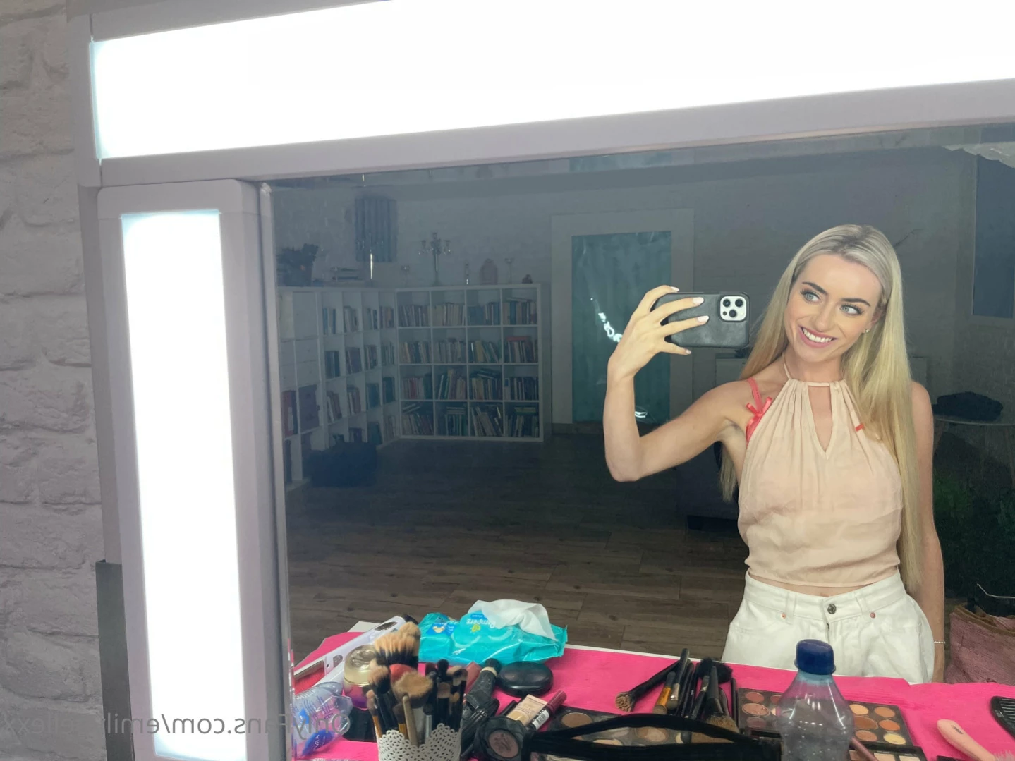 Emily Bellexx [ emilybellexx ] Onlyfans leaked photo 11049217 on Hotleaks.tv