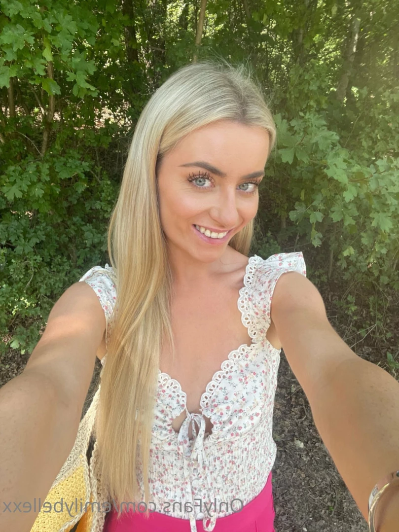 Emily Bellexx [ emilybellexx ] Onlyfans leaked photo 11049242 on Hotleaks.tv