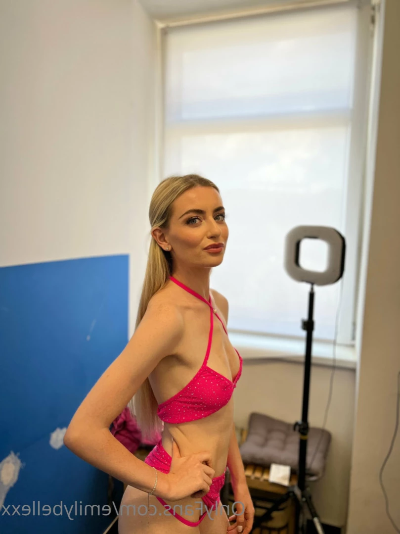 Emily Bellexx [ emilybellexx ] Onlyfans leaked photo 11049292 on Hotleaks.tv