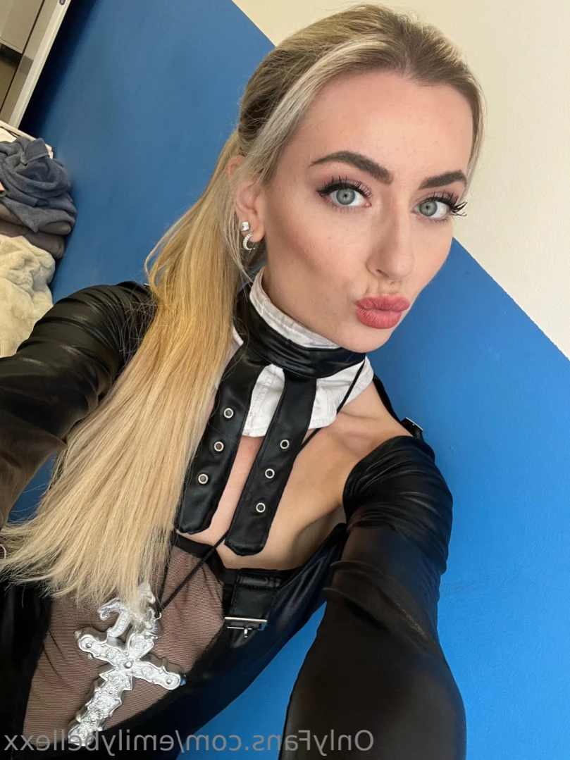 Emily Bellexx [ emilybellexx ] Onlyfans leaked photo 11713430 on Hotleaks.tv