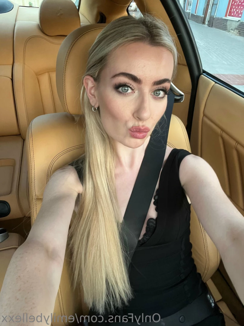 Emily Bellexx [ emilybellexx ] Onlyfans leaked photo 11732514 on Hotleaks.tv