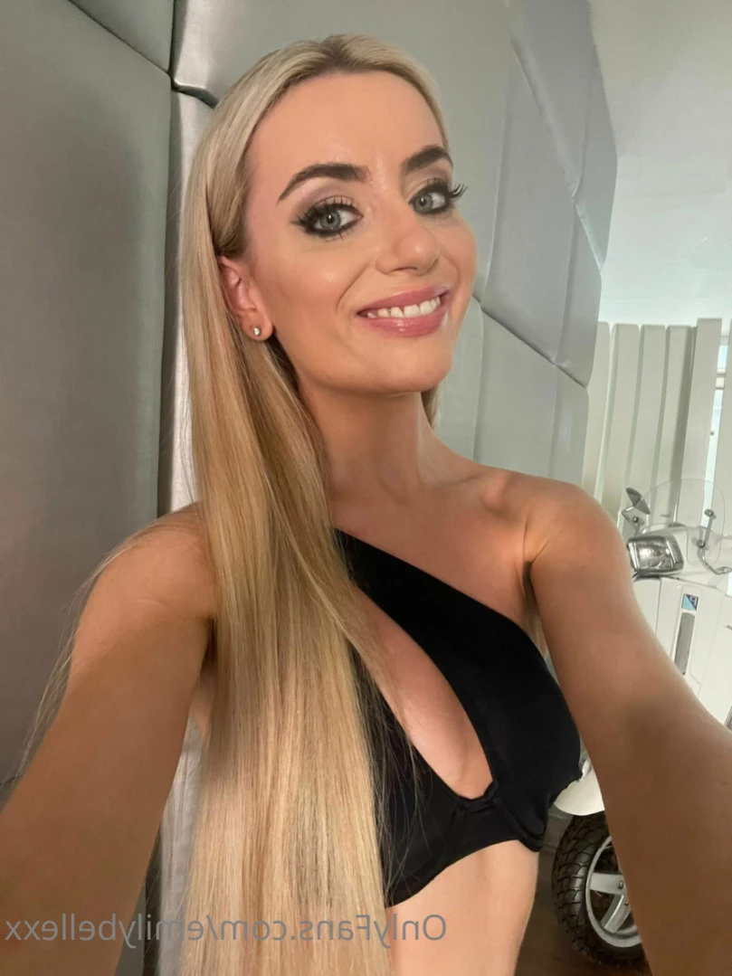 Emily Bellexx [ emilybellexx ] Onlyfans leaked photo 11798866 on Hotleaks.tv