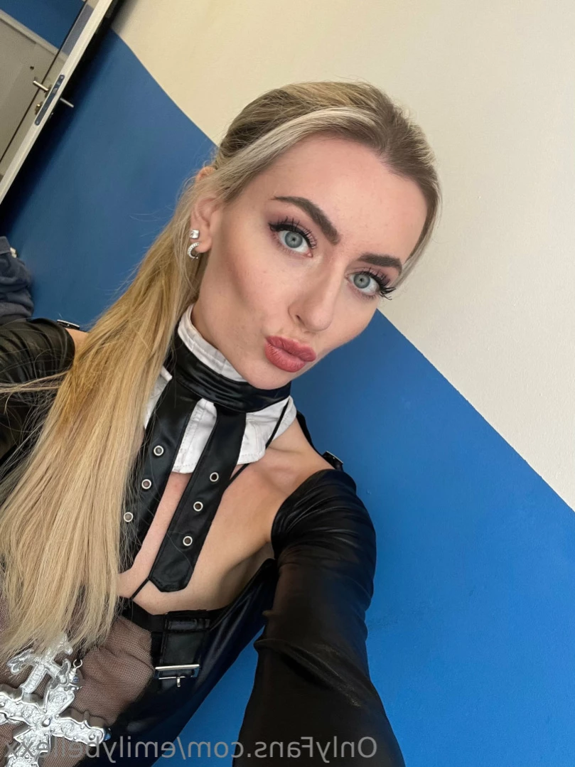 Emily Bellexx [ emilybellexx ] Onlyfans leaked photo 12006266 on Hotleaks.tv
