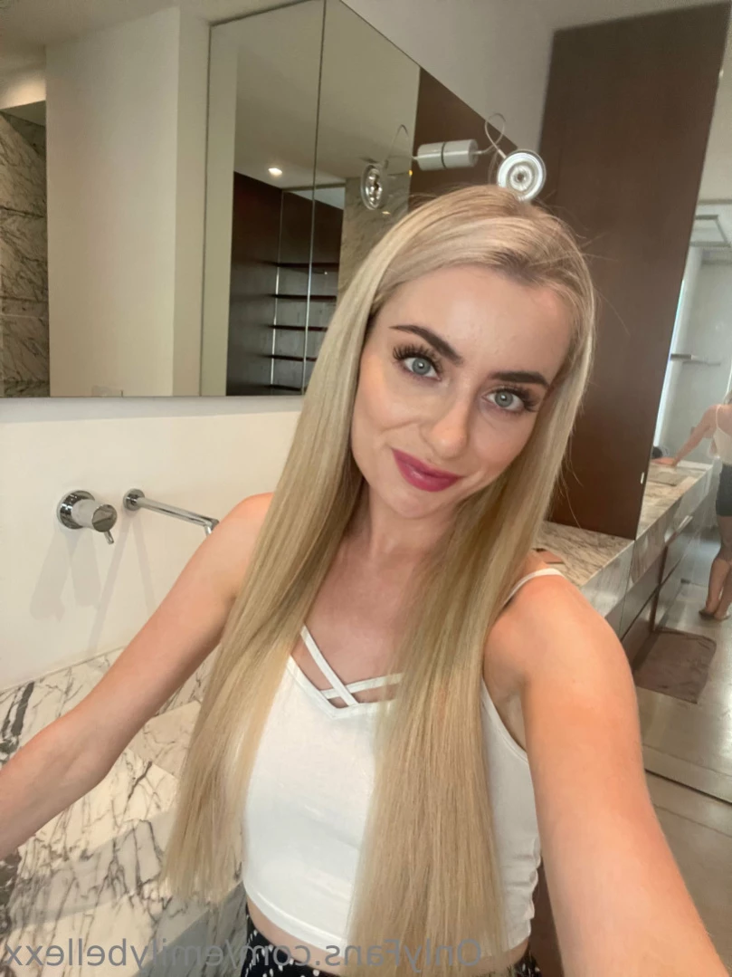 Emily Bellexx [ emilybellexx ] Onlyfans leaked photo 12112397 on Hotleaks.tv