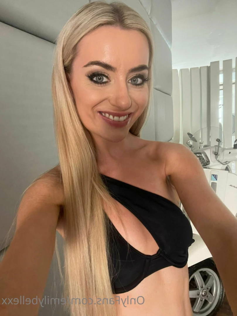 Emily Bellexx [ emilybellexx ] Onlyfans leaked photo 12766972 on Hotleaks.tv