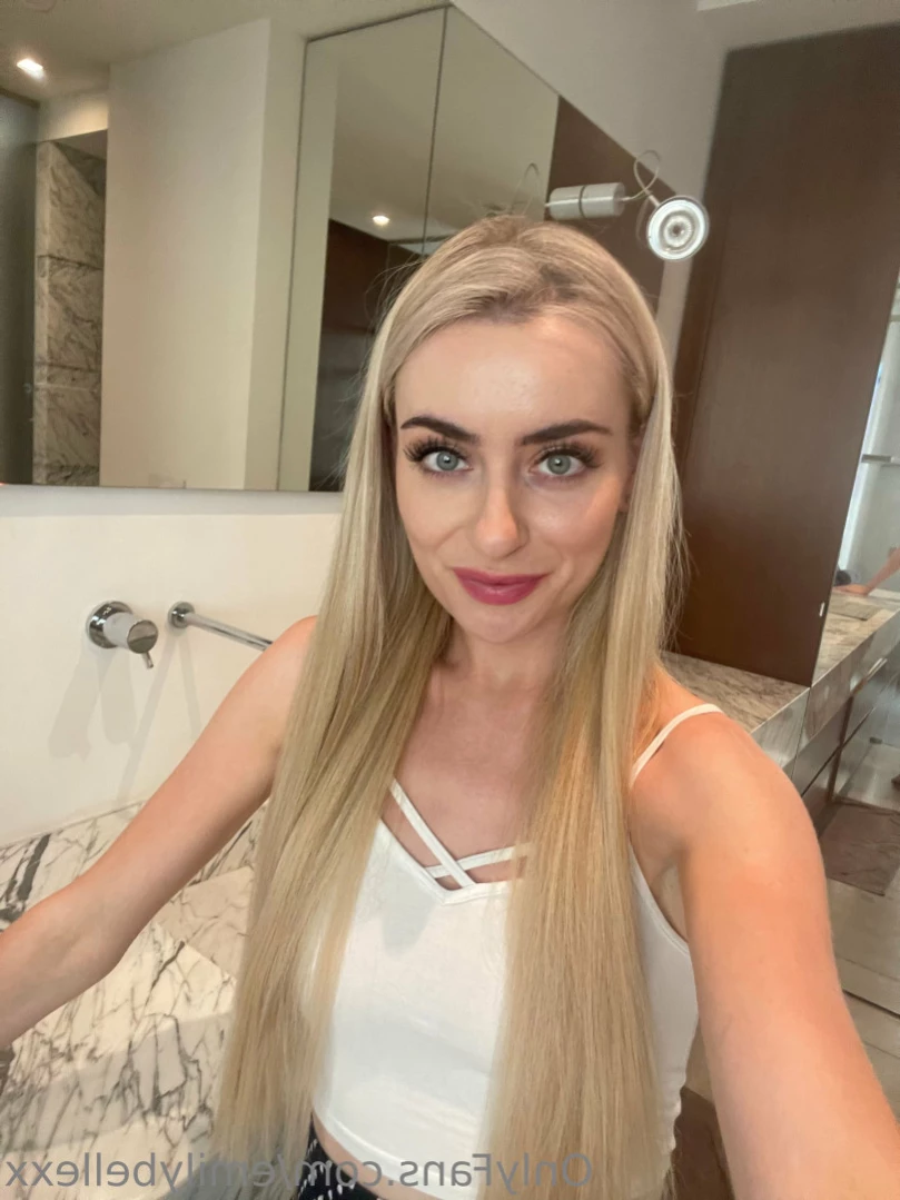 Emily Bellexx [ emilybellexx ] Onlyfans leaked photo 13172266 on Hotleaks.tv