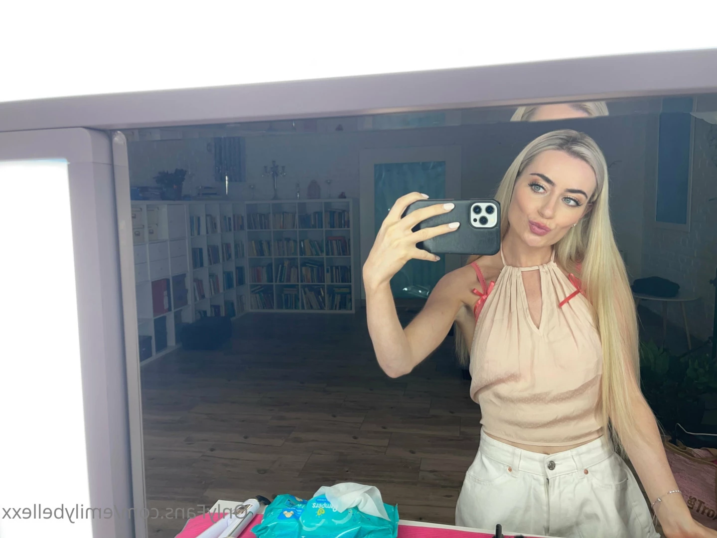 Emily Bellexx [ emilybellexx ] Onlyfans leaked photo 13429806 on Hotleaks.tv