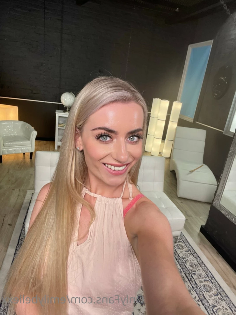 Emily Bellexx [ emilybellexx ] Onlyfans leaked photo 13580575 on Hotleaks.tv