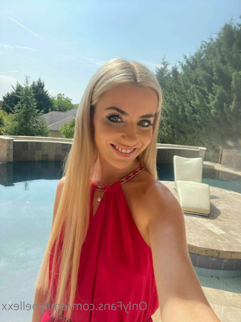 Emily Bellexx [ emilybellexx ] Onlyfans leaked photo 14370396 on Hotleaks.tv