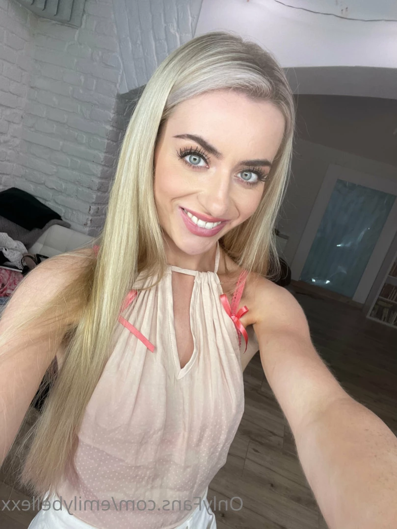 Emily Bellexx [ emilybellexx ] Onlyfans leaked photo 14548442 on Hotleaks.tv