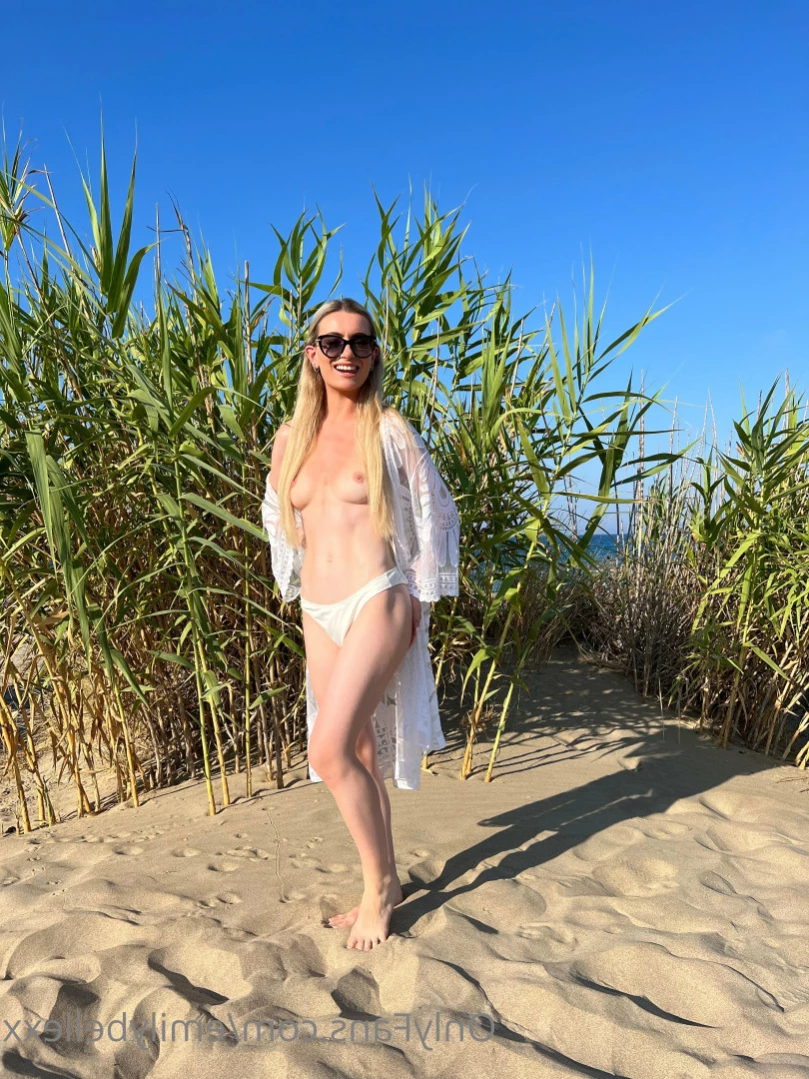 Emily Bellexx [ emilybellexx ] Onlyfans leaked photo 15339478 on Hotleaks.tv