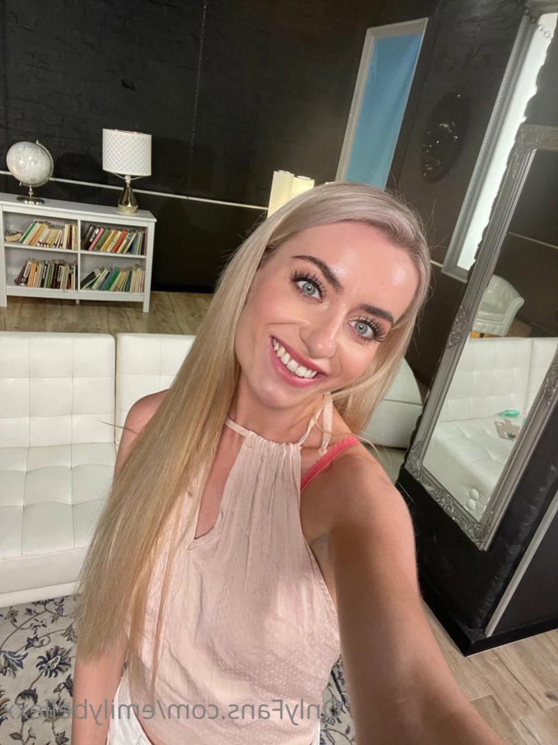 Emily Bellexx [ emilybellexx ] Onlyfans leaked photo 15407531 on Hotleaks.tv