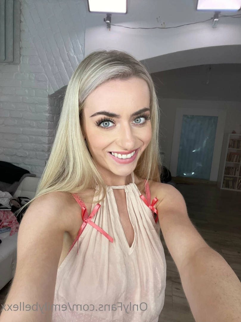 Emily Bellexx [ emilybellexx ] Onlyfans leaked photo 15653938 on Hotleaks.tv