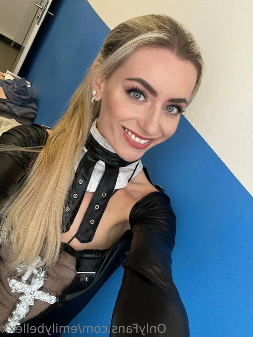 Emily Bellexx [ emilybellexx ] Onlyfans leaked photo 15682531 on Hotleaks.tv
