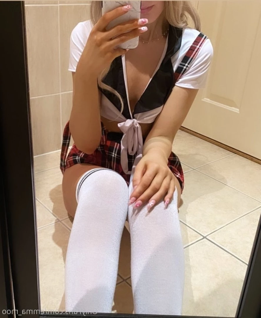 EM 💋 [ emma_moo ] Onlyfans leaked photo 7354550 on Hotleaks.tv