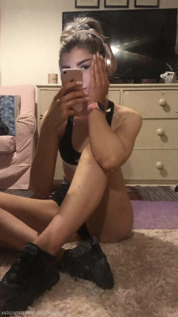 EM 💋 [ emma_moo ] Onlyfans leaked photo 7354899 on Hotleaks.tv