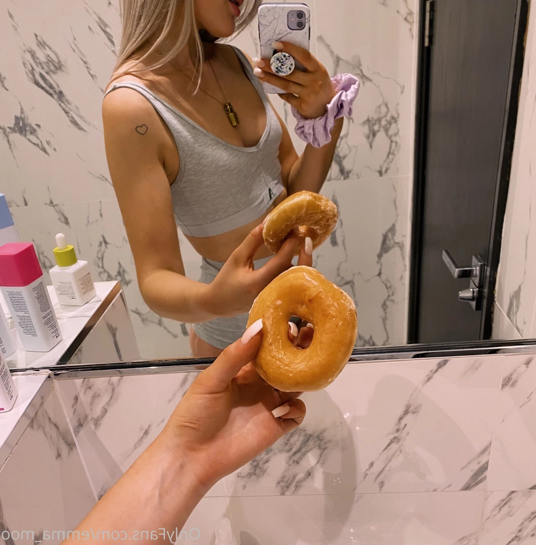 EM 💋 [ emma_moo ] Onlyfans leaked photo 7355216 on Hotleaks.tv