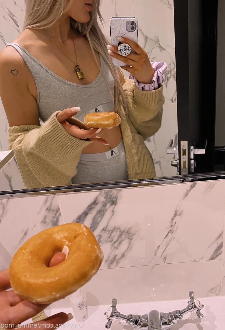 EM 💋 [ emma_moo ] Onlyfans leaked photo 7356217 on Hotleaks.tv
