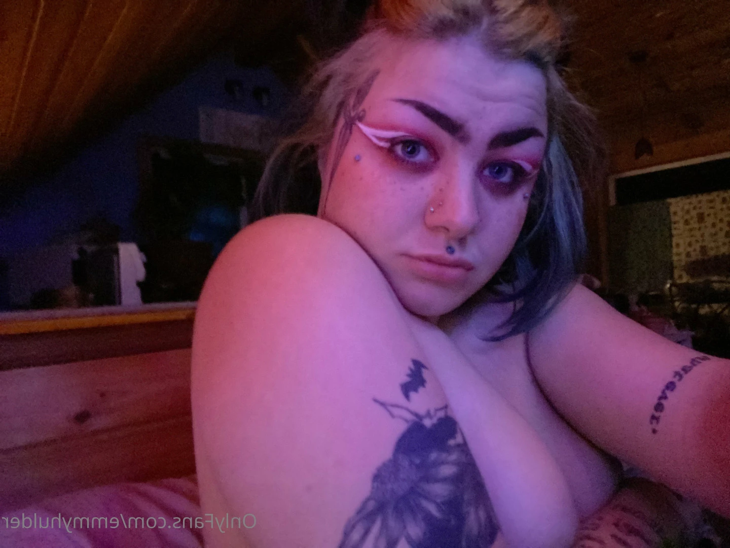 Em Hulder🌿DM me for content, honey.✨ [ emmyhulder ] Onlyfans leaked photo 7637052 on Hotleaks.tv