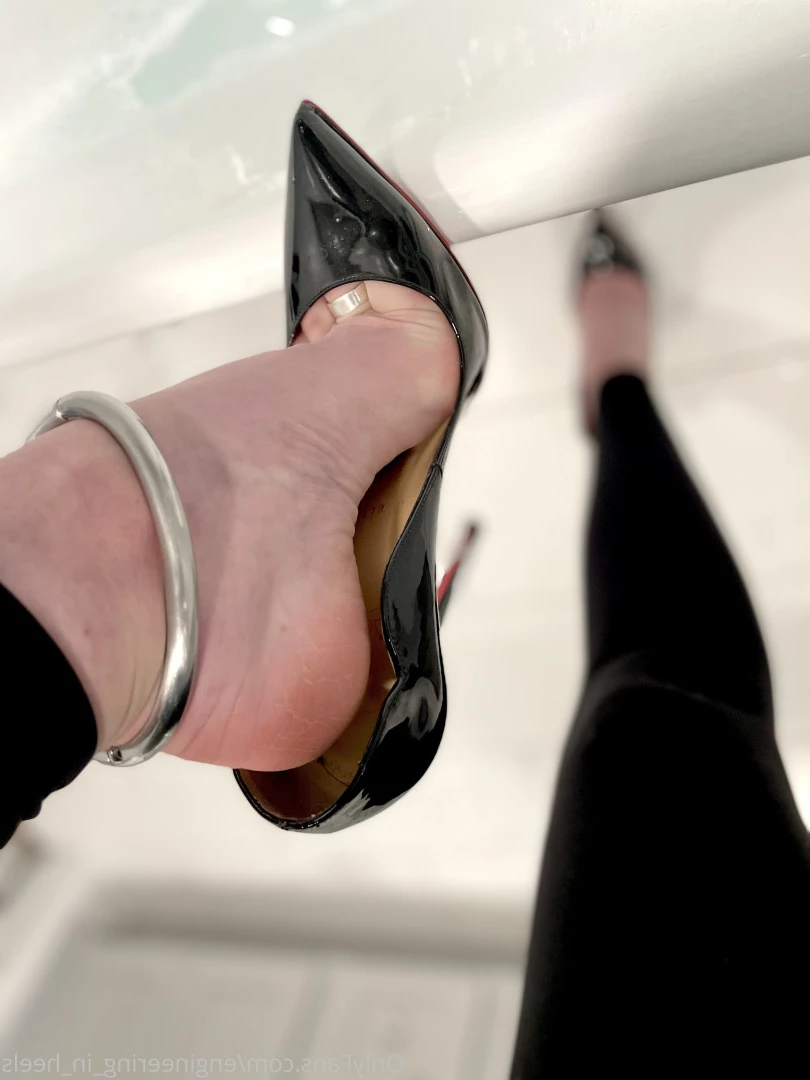 Mara Winter [ engineering_in_heels ] Onlyfans leaked photo 7167120 on Hotleaks.tv
