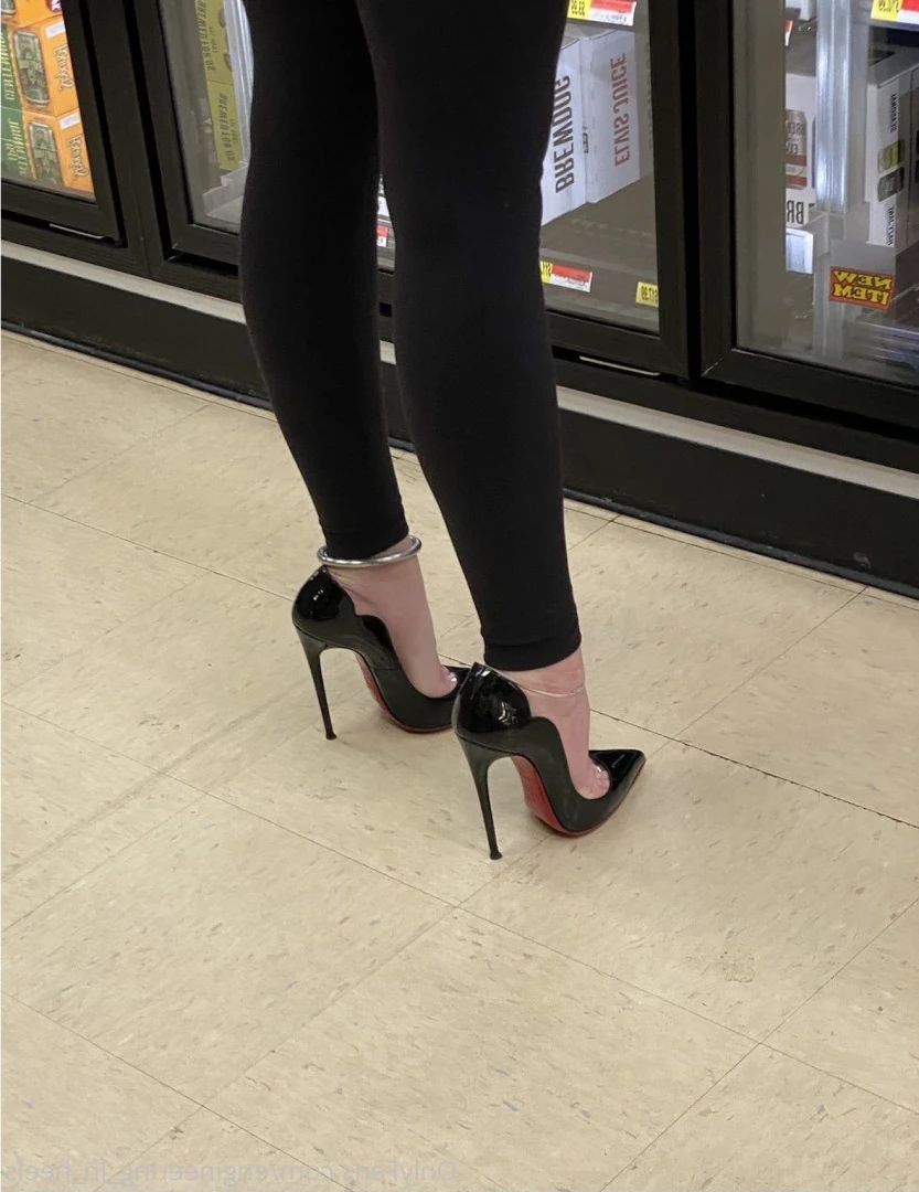 Mara Winter [ engineering_in_heels ] Onlyfans leaked photo 7167450 on Hotleaks.tv