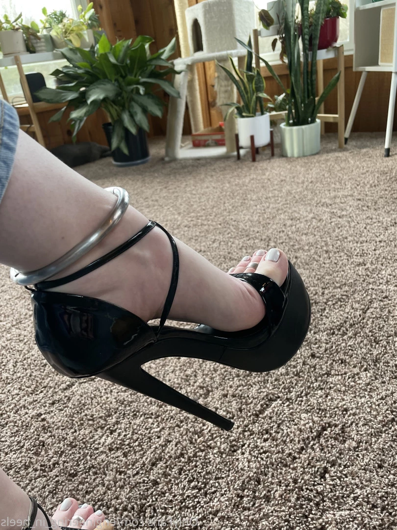 Mara Winter [ engineering_in_heels ] Onlyfans leaked photo 7167952 on Hotleaks.tv