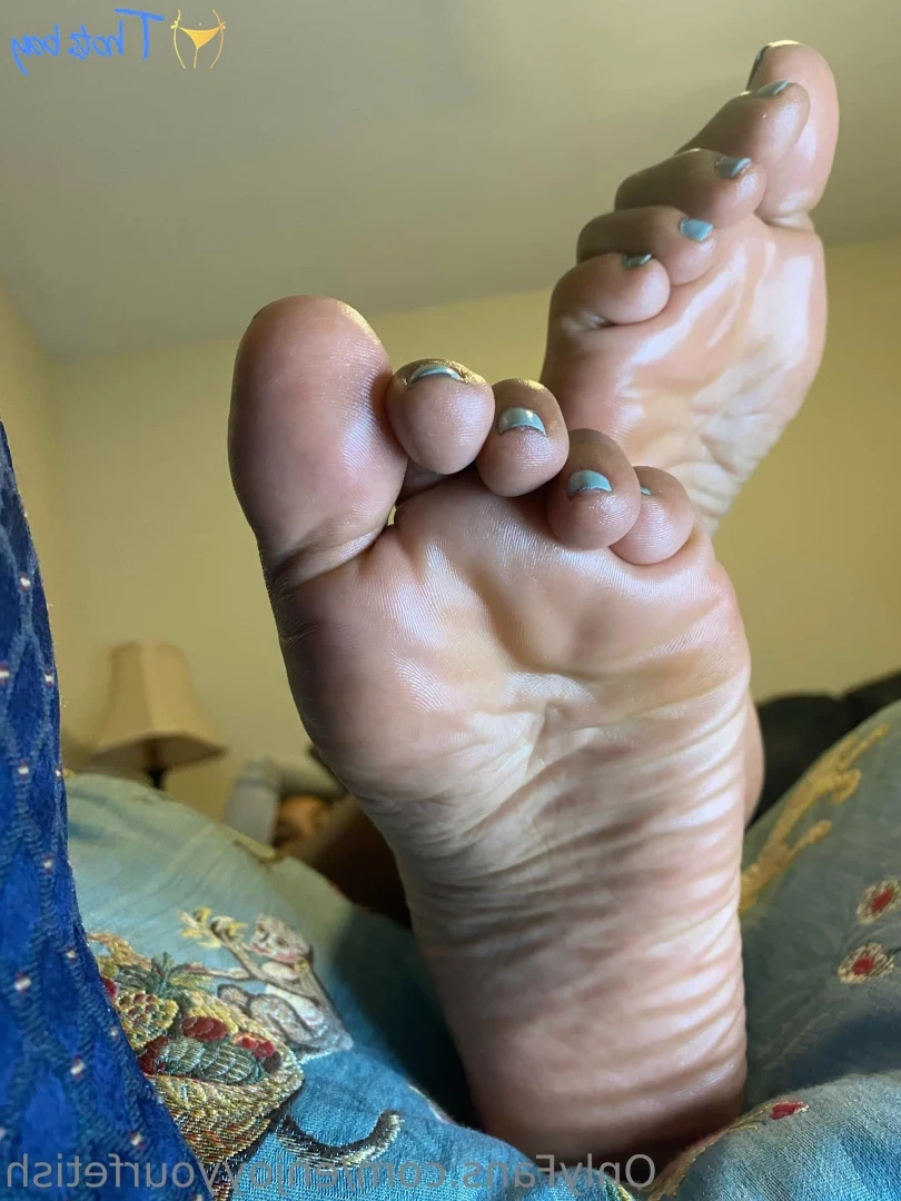 THE FOOT WORSHIP LEGEND [ enjoyyourfetish ] Onlyfans leaked photo 18681858 on Hotleaks.tv