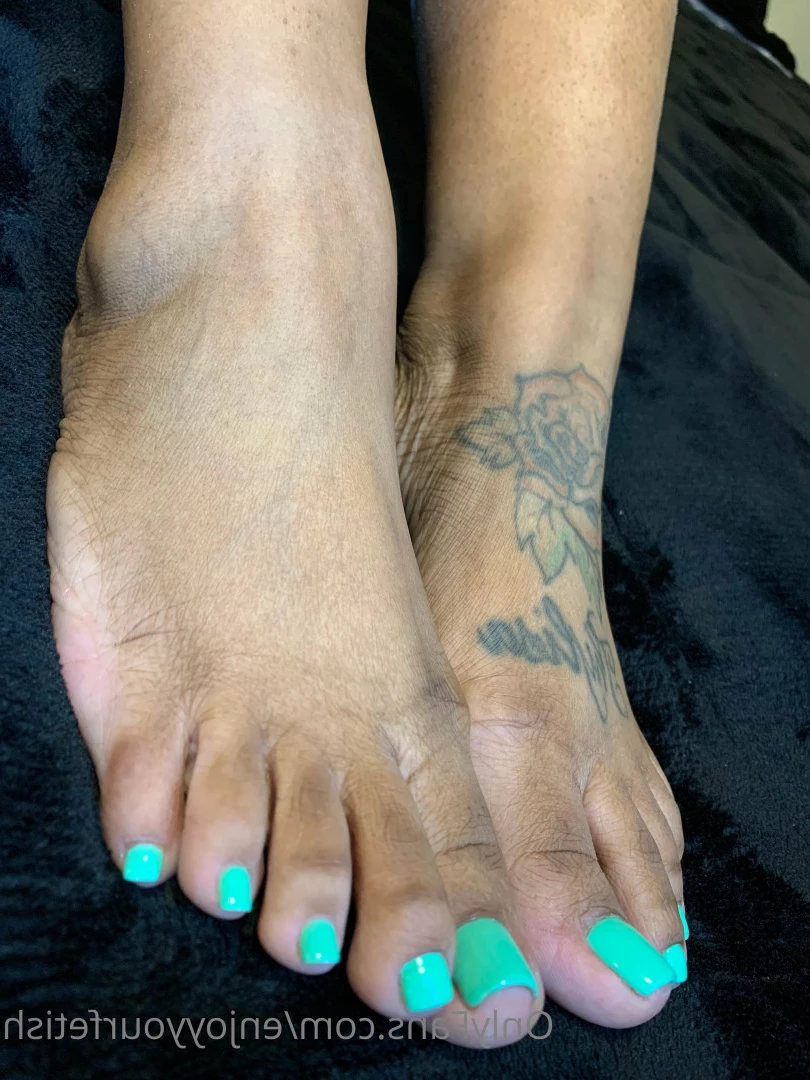 THE FOOT WORSHIP LEGEND [ enjoyyourfetish ] Onlyfans leaked photo 7153341 on Hotleaks.tv