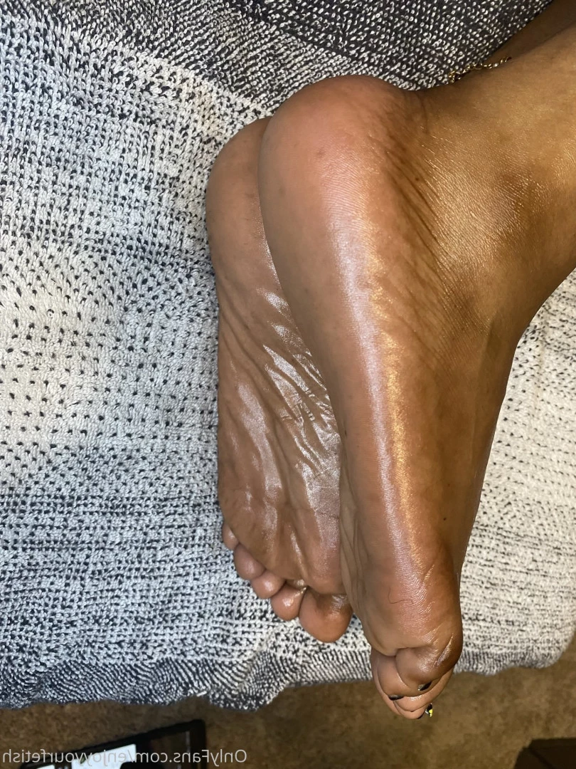 THE FOOT WORSHIP LEGEND [ enjoyyourfetish ] Onlyfans leaked photo 7157390 on Hotleaks.tv